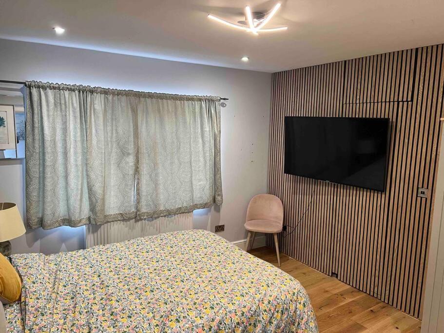 Apartment En-suite Double - Private Entrance & Free Parking West Drayton (Middlesex)
