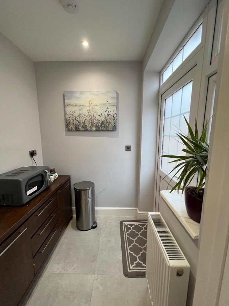 En-suite Double - Private Entrance & Free Parking Apartment West Drayton (Middlesex)